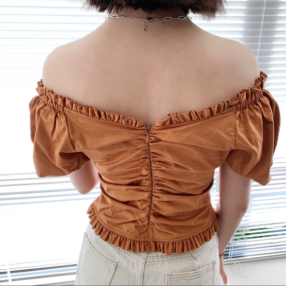 off shoulder puff sleeve ruched top - Picture 3 of 11